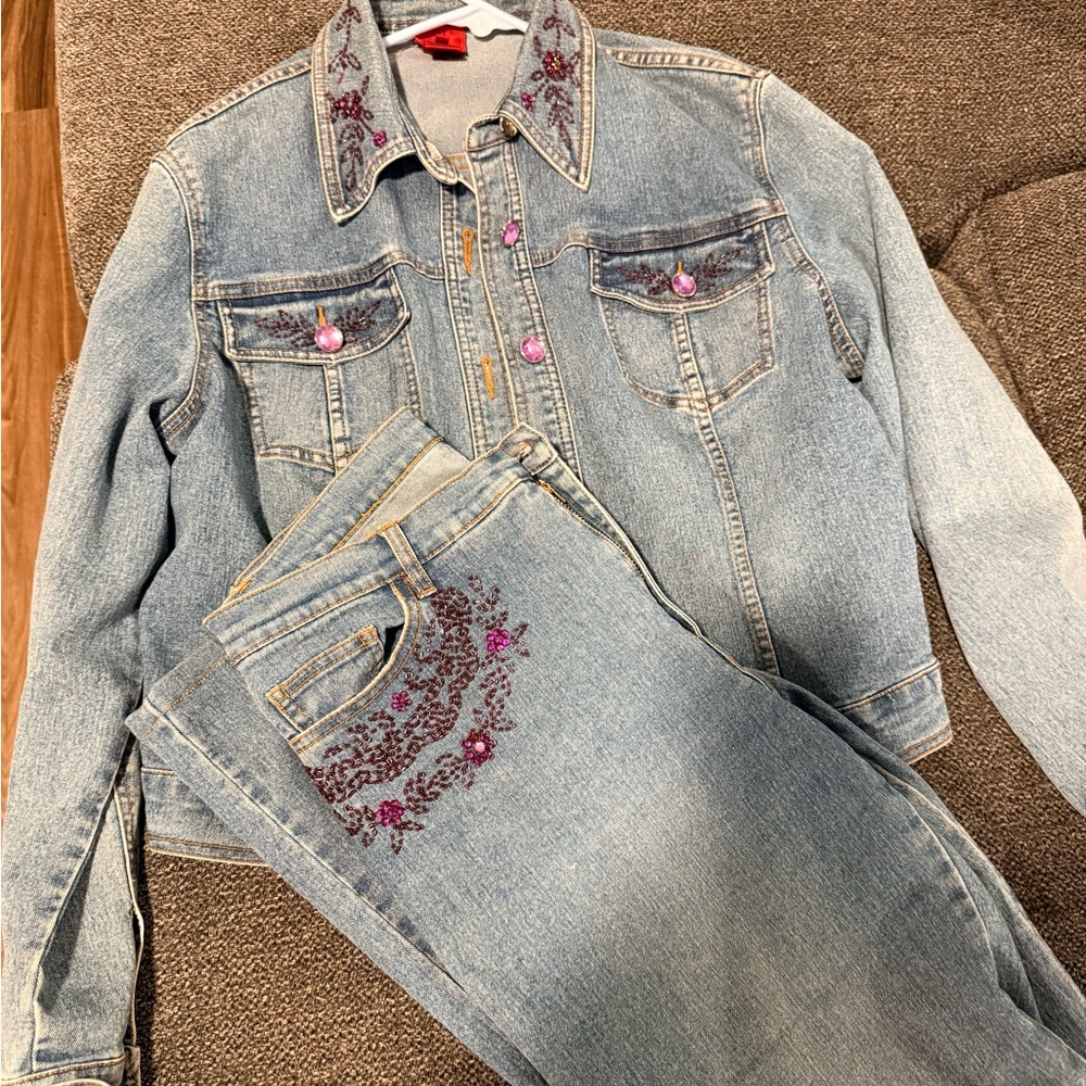 Embroidered Women's Boot Cut Jeans